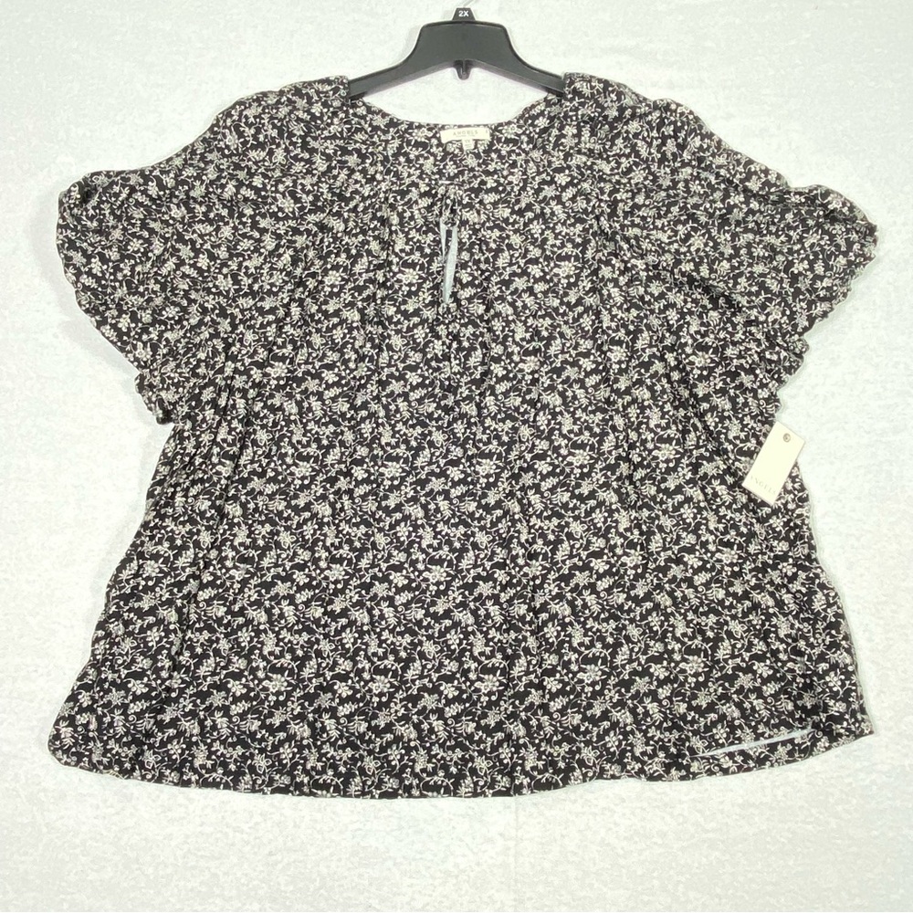 Angels Boho Floral Blouse Women's 3X Black White Short Flutter Sleeve Flowy NWT